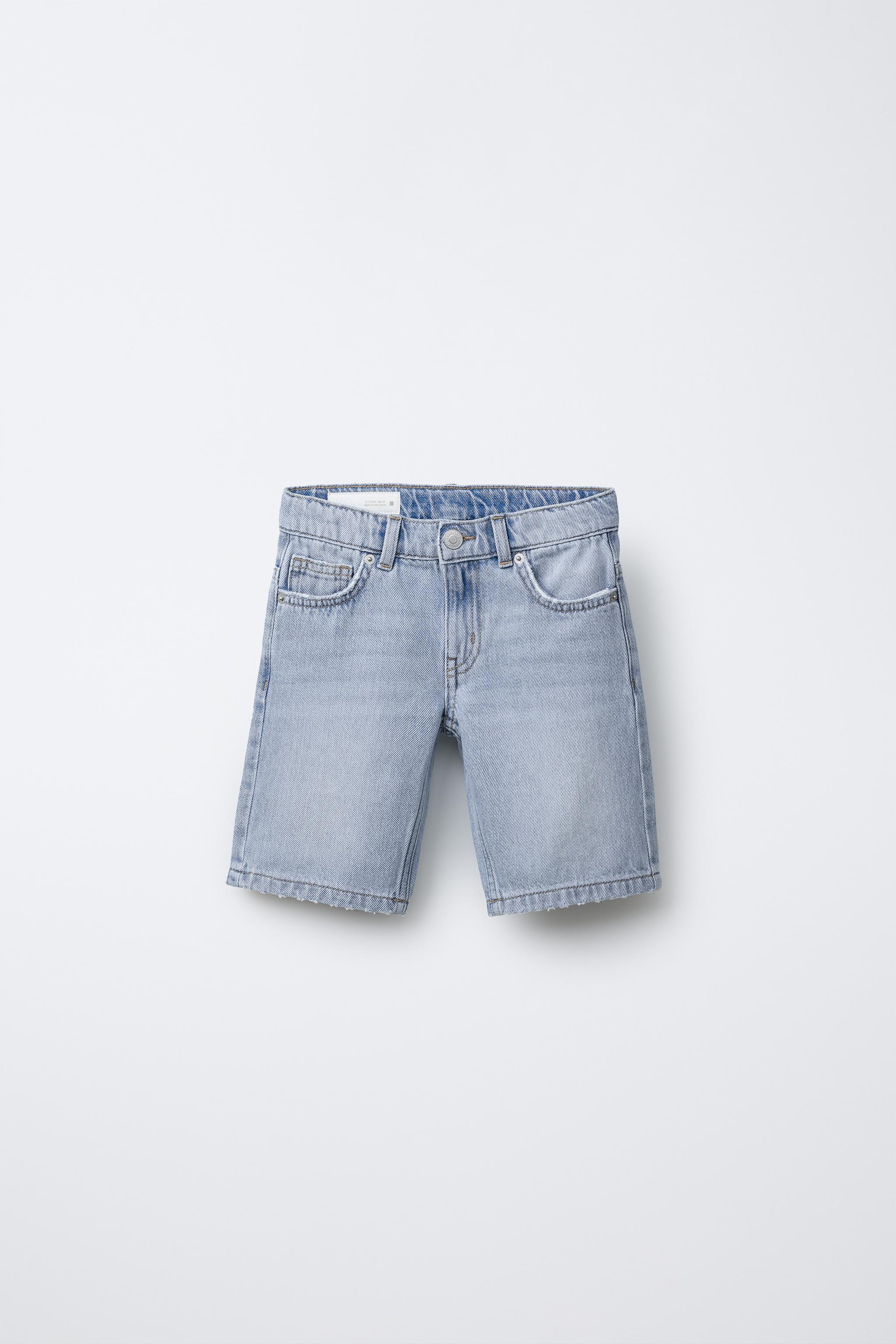 BERMUDA EN DENIM STRAIGHT FIT